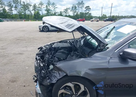 2017 Honda Accord Ex-L V6 from USA, damaged, VIN 1HGCR3F04HA009870